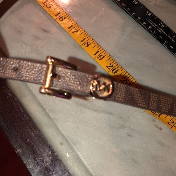 Micheal Kors   belt XL Classic brown Monogram 1/4” genuine Leather NWOT - Picture 6 of 7